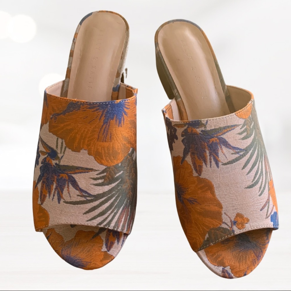 Kelly & Katie Womens Amour Orange Floral Slide Block Heels Sandals